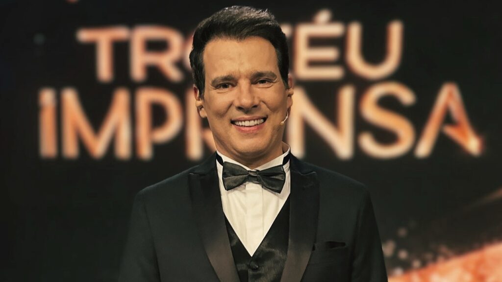 Celso Portiolli emociona ao homenagear mãe de Ratinho