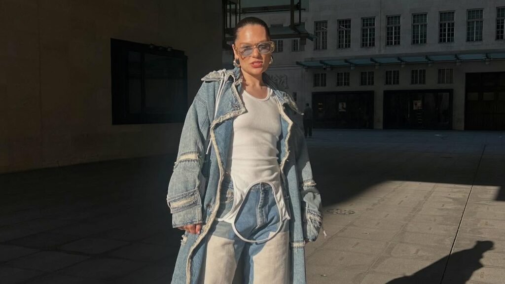 Jessie J atualiza estado de saúde após câncer