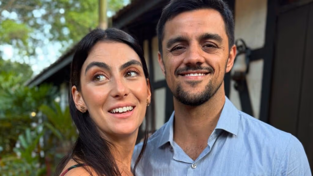 Ator Felipe Simas encara jornada espiritual