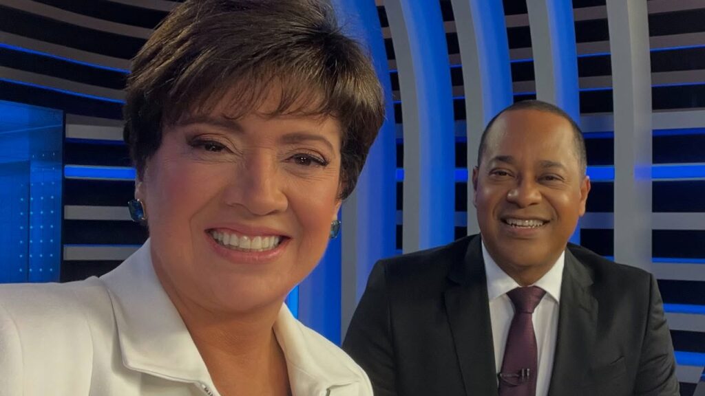 Christina Lemos se desliga da bancada do Jornal da Record