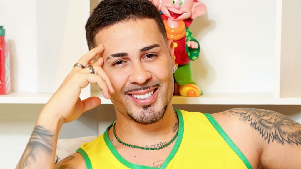 Carlinhos Maia se desculpa após rumores de traição