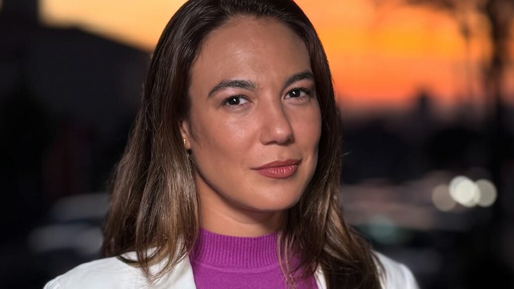 Record se pronuncia sobre agressão à repórter Grace Abdou