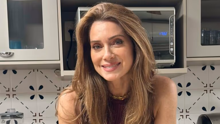 Leticia Spiller publica homenagem ao centenário de seu pai