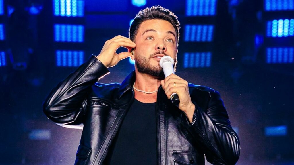 Wesley Safadão passa perrengue com atolamento após show