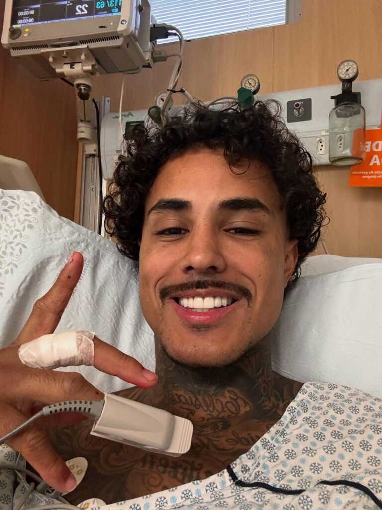 MC Livinho tem alta do hospital após perfuração do pulmão