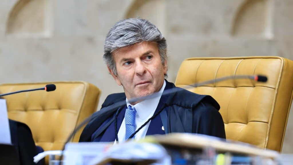 Crusoé: “Não compete ao STF fazer um juízo político”, diz Fux