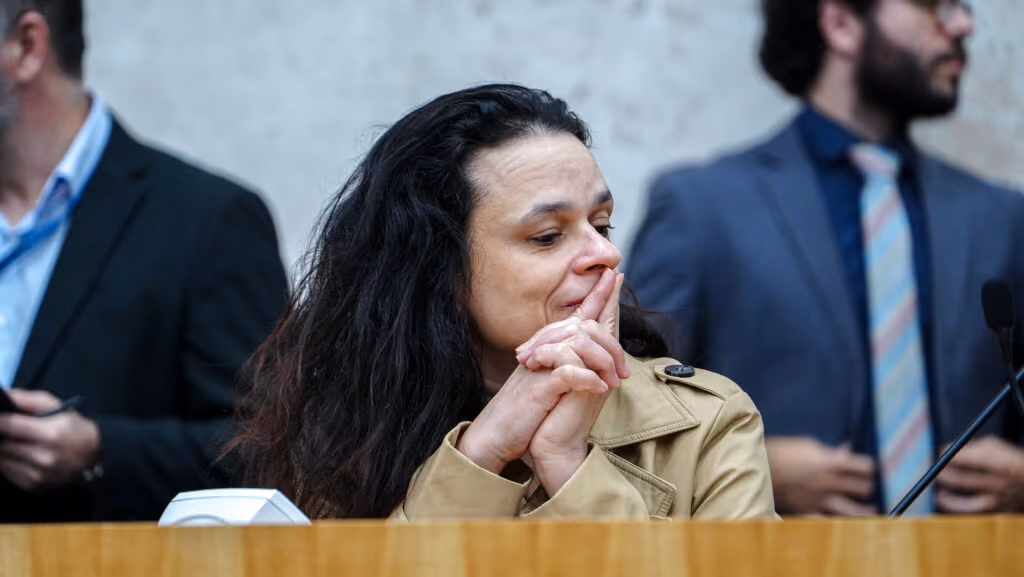 Crusoé: O maior erro de Bolsonaro, segundo Janaina