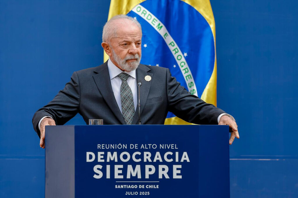 “Guerra tarifária vai começar na hora que eu der a resposta ao Trump”, diz Lula
