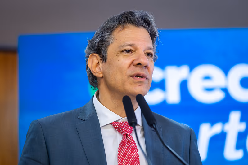 ‘Tarifaço’: Haddad vai conversar com secretário do Tesouro dos EUA?