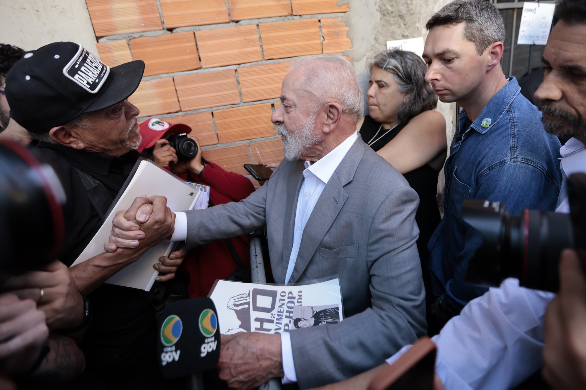 Crusoé: No Bolsa Família, 63% acham que Lula merece reeleição