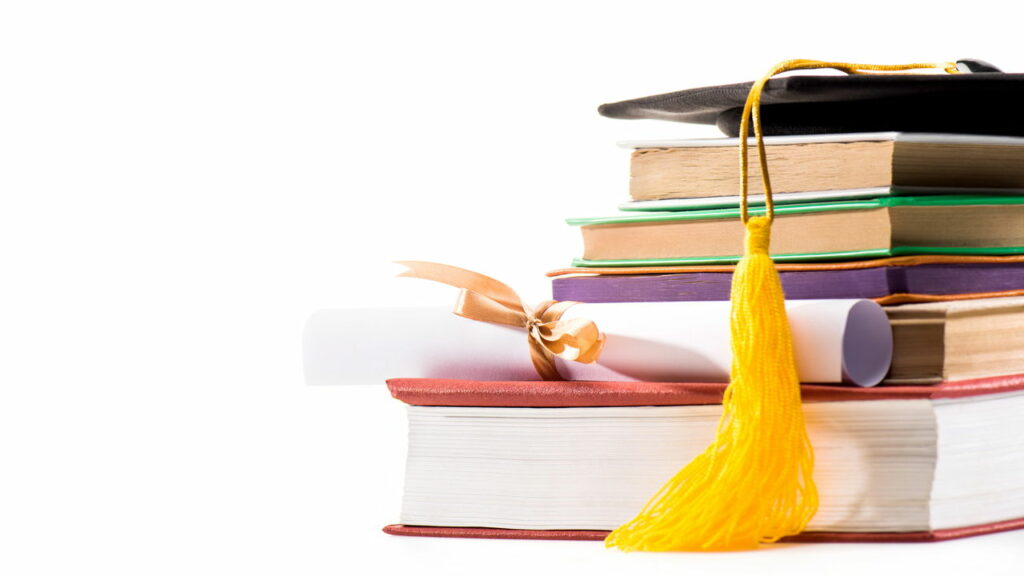 A mulher mais rica do mundo abriu uma faculdade de medicina