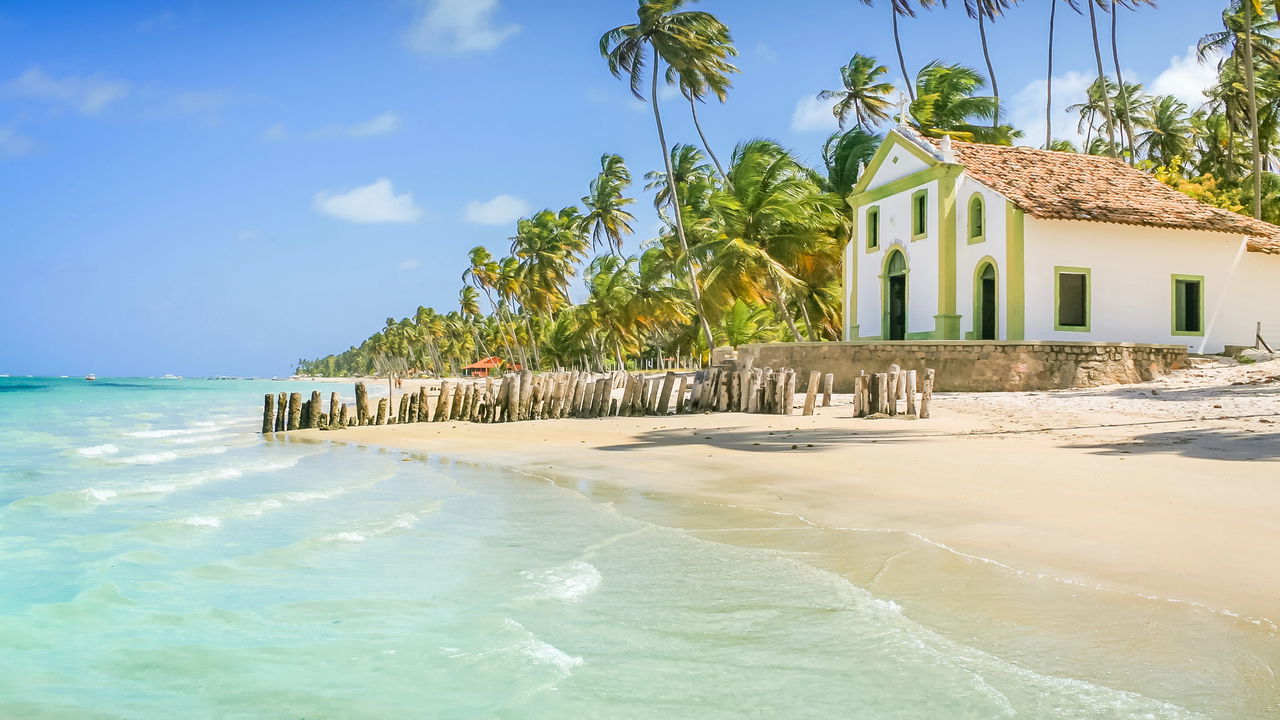 A praia onde o tempo parece não passar e a alma desfruta