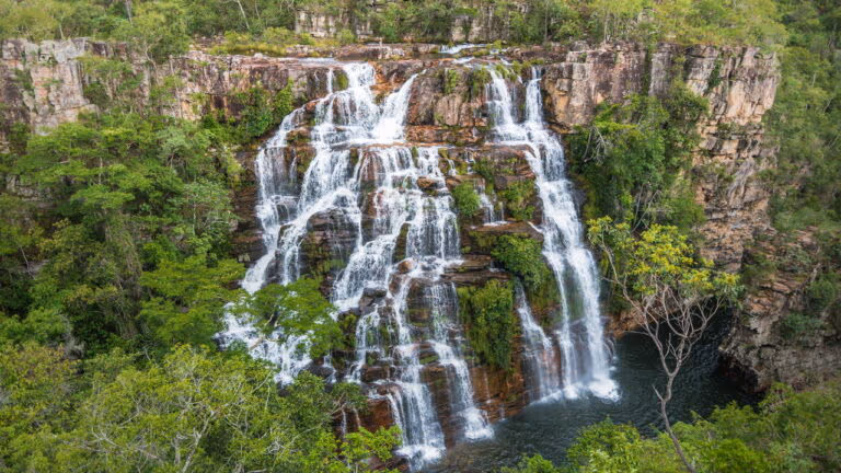 Acidente fatal! Turista despenca da altura de 50m na Chapada dos Veadeiros