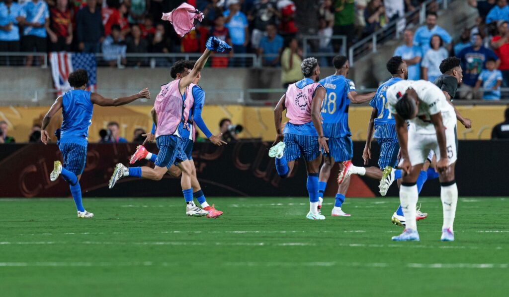 Al-Hilal conquista vitória histórica sobre City e enfrenta o Fluminense no Mundial