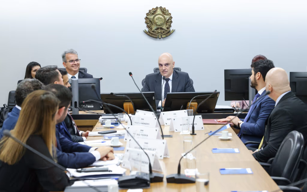 Crusoé: Poder desmoderado