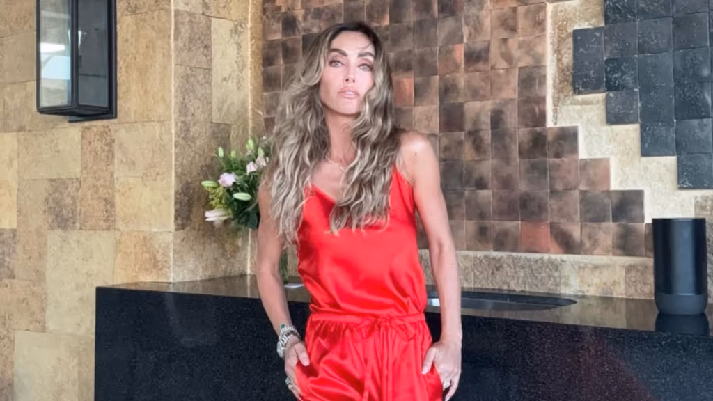 Anahí abre o jogo após críticas sobre aparência
