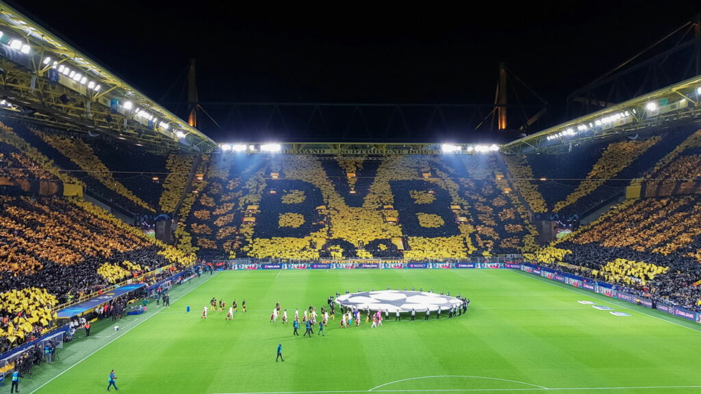 Borussia Dortmund avança na Copa do Mundo e pega Real Madrid nas quartas