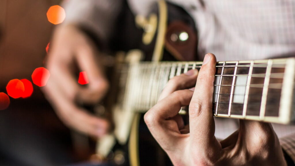 Cantor sertanejo e sócio são mortos a tiros em Santa Catarina