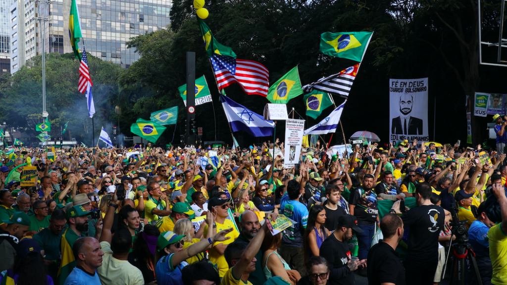 Temperatura baixa para impeachment no STF