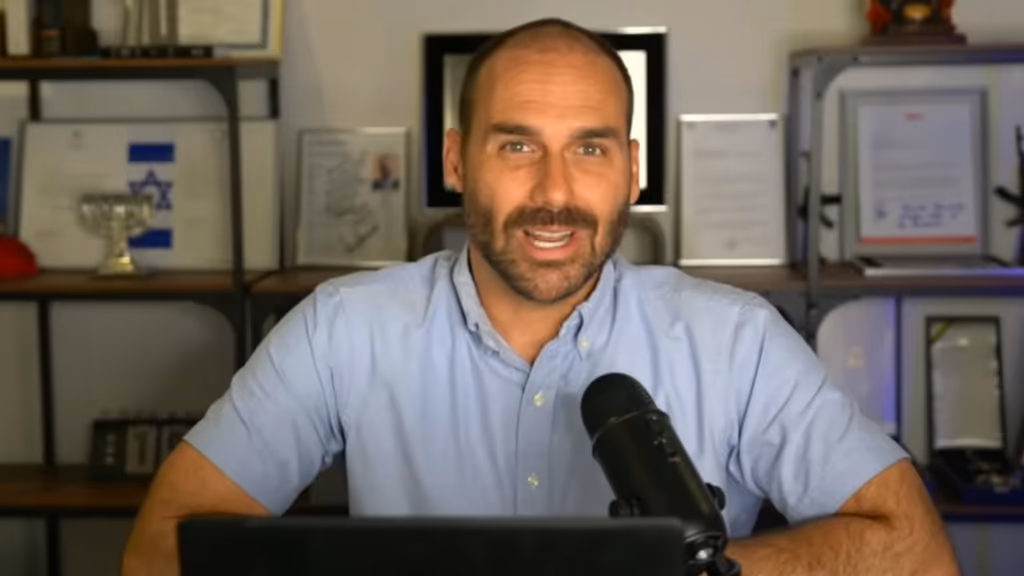 Eduardo reage a Zema: “Mexeu na sua turminha da elite financeira”