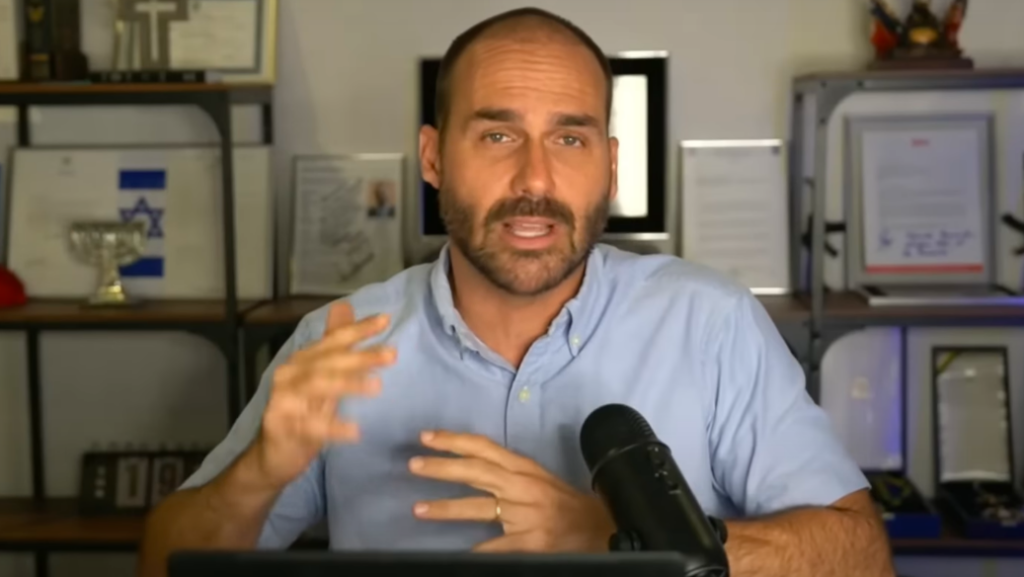 Aliado de Bolsonaro vai relatar processo de Eduardo no Conselho de Ética