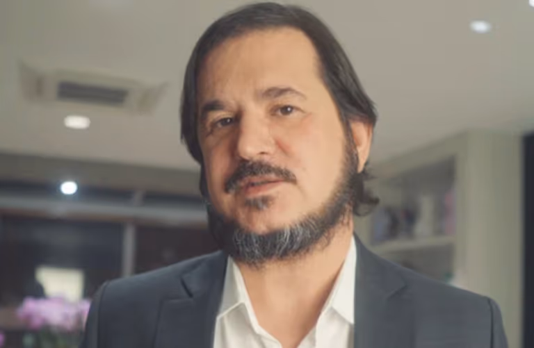 Presidente do União cobra Lula por negociação: “Devia ligar para Trump”