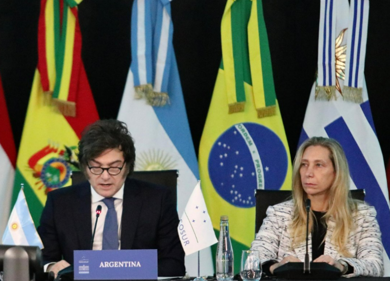 Justiça da Argentina veta divulgação de áudios de Karina Milei