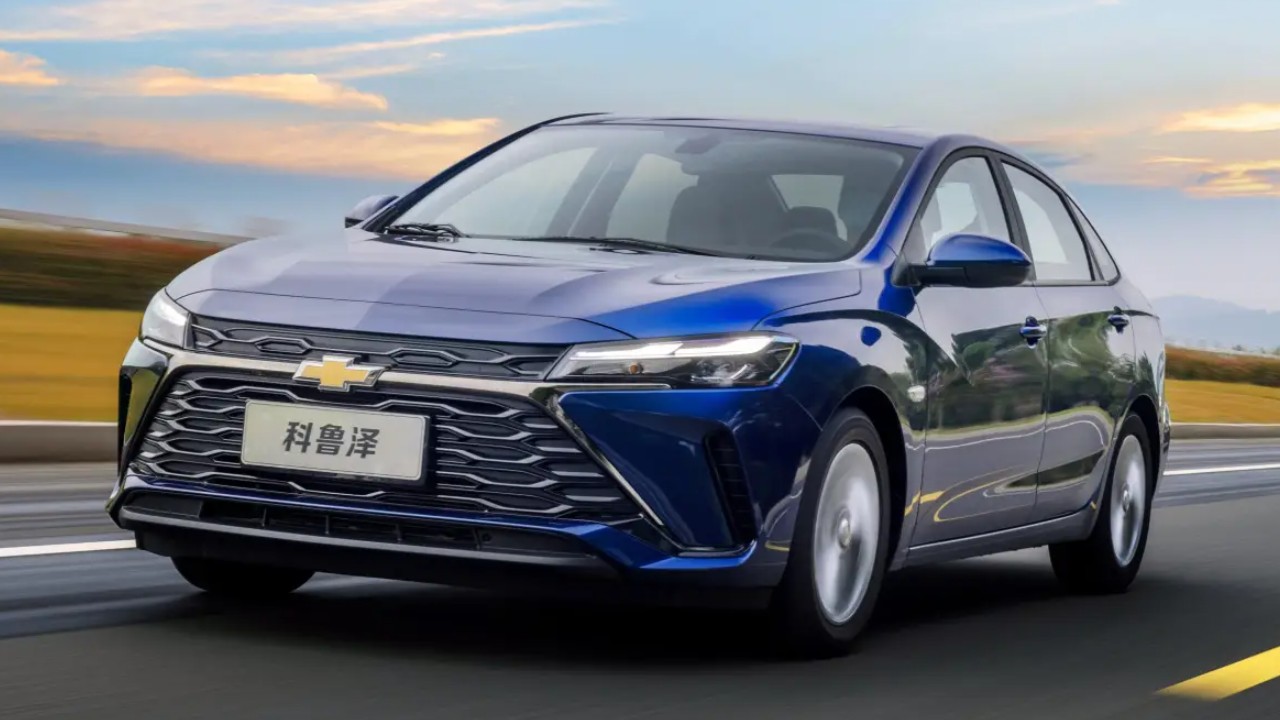 Esse sedã esquecido da Chevrolet entrega desempenho melhor que muito carro novo