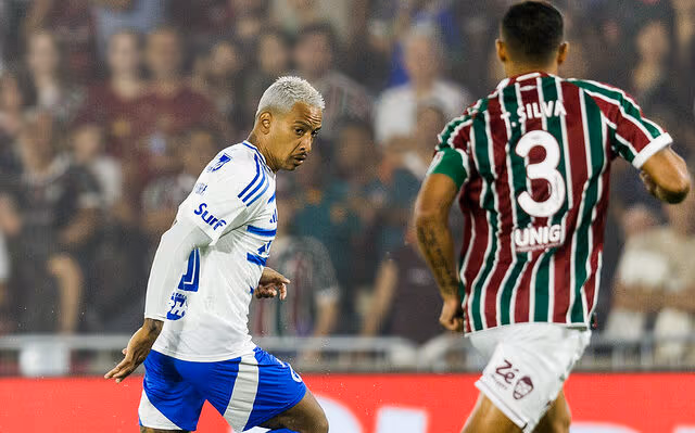 Segue o líder! Cruzeiro vence o Fluminense e assume ponta do Brasileirão