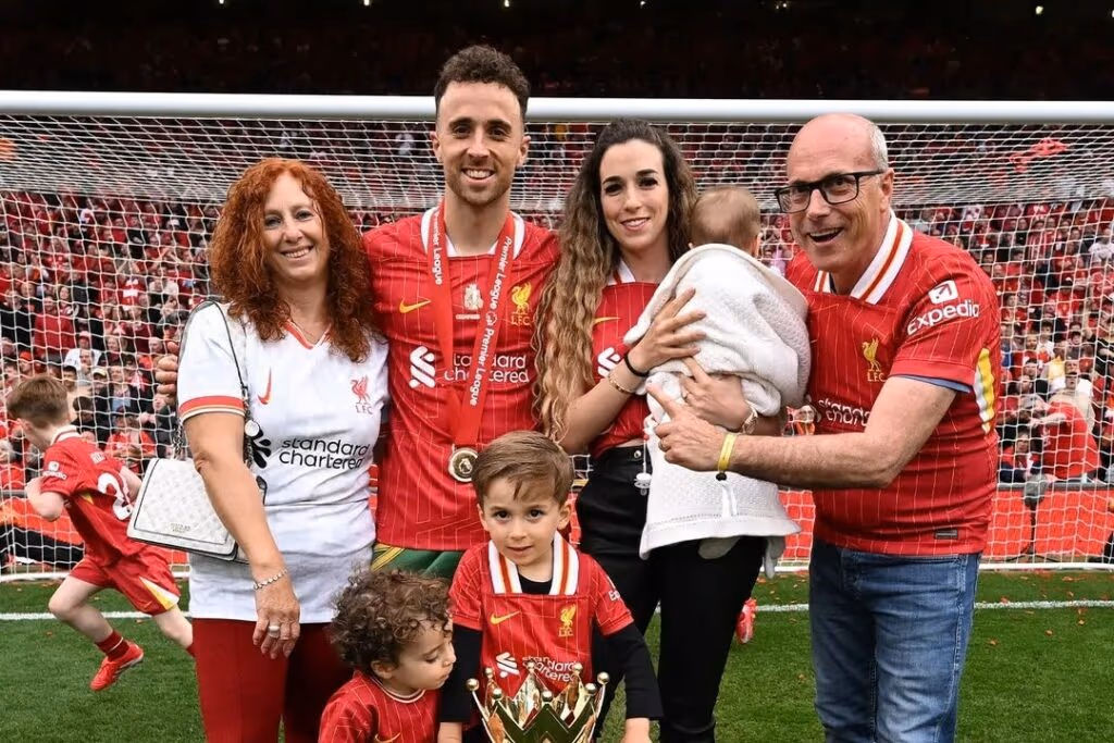 Liverpool confirma pagamento integral do contrato de Jota à sua família