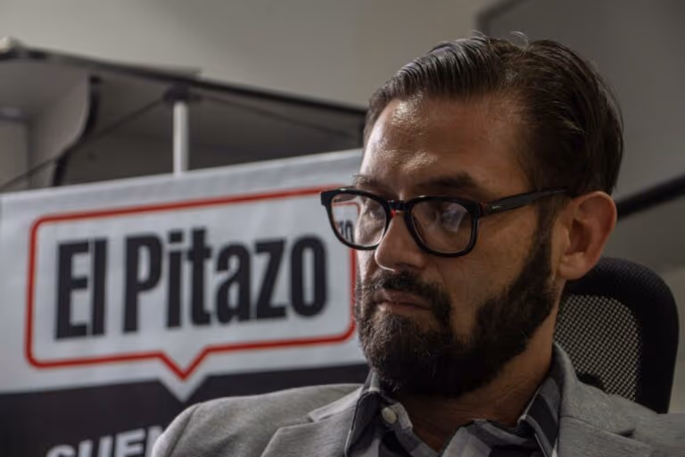 Jornalista que enfrenta censura na Venezuela é premiado