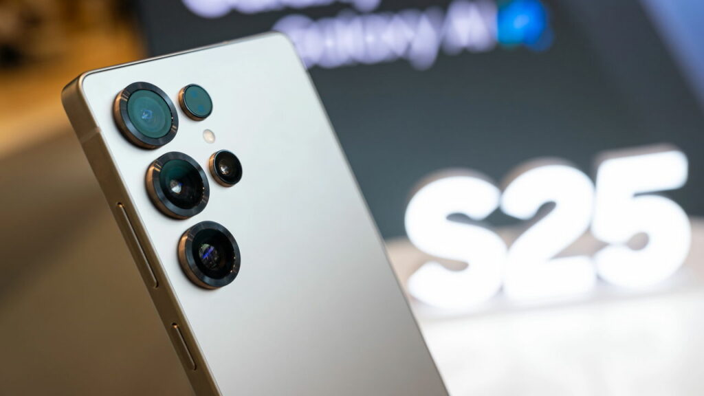 Celulares com IA, câmera 8K e mais em oferta no EOFY 2025