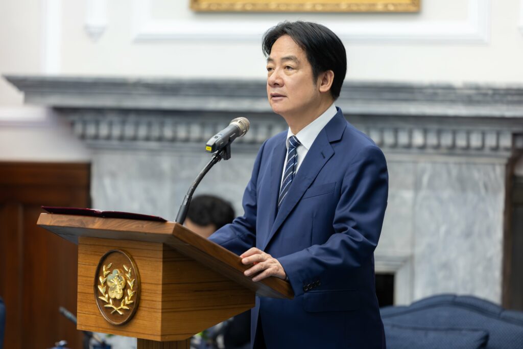 Trump proíbe presidente de Taiwan de fazer escala em Nova York