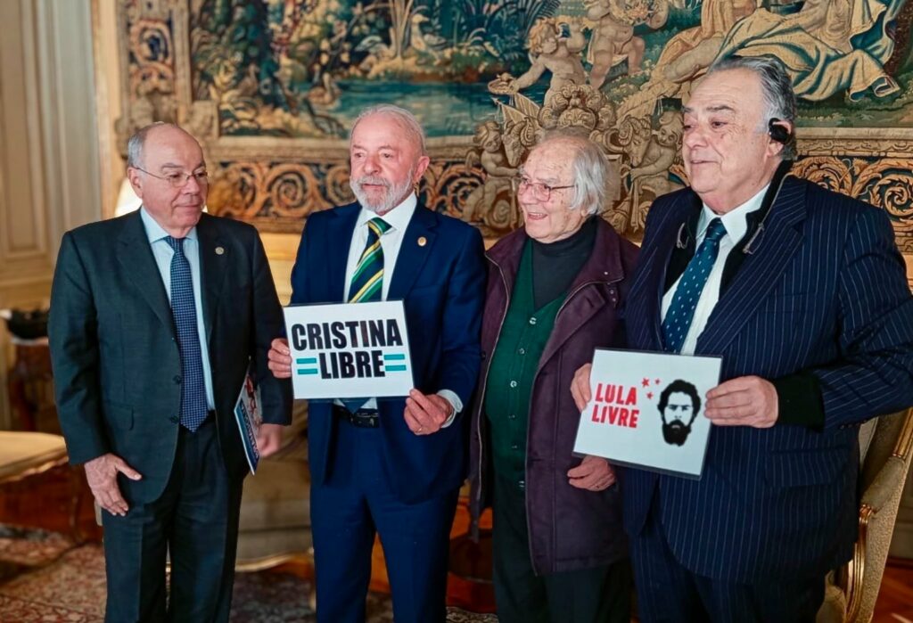 A hipocrisia de Lula após visita à condenada Cristina