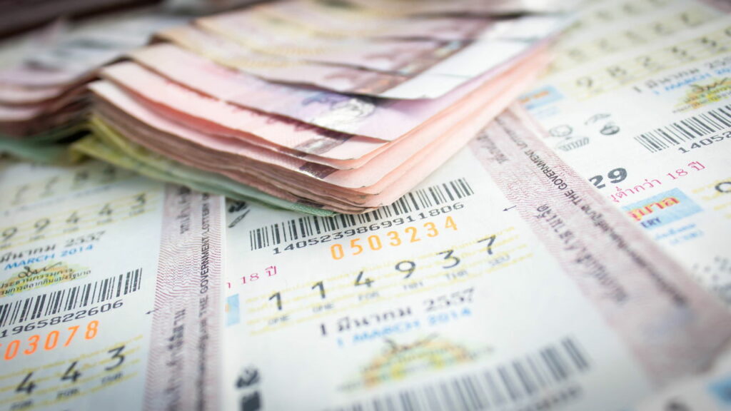 Homem ganha 14 vezes na loteria usando apenas matemática básica