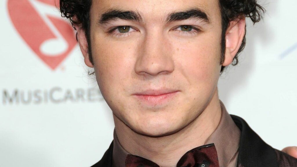 Kevin Jonas, do Jonas Brothers, perdeu grande parte da fortuna