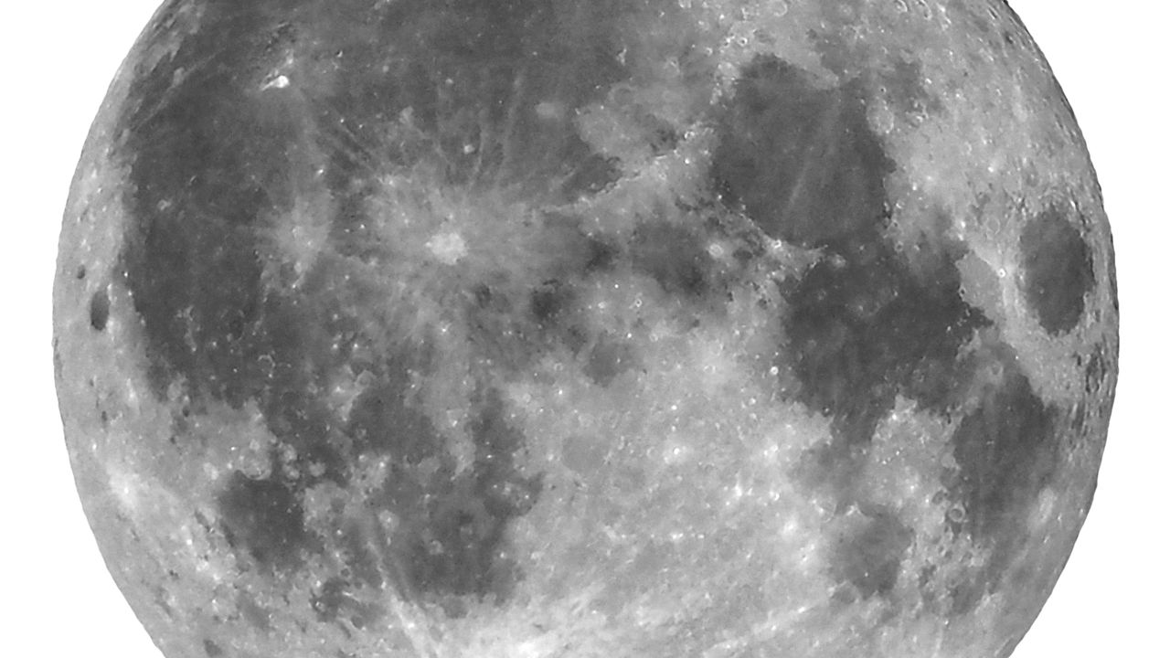 Super lua ilumina o céu na primeira semana de novembro