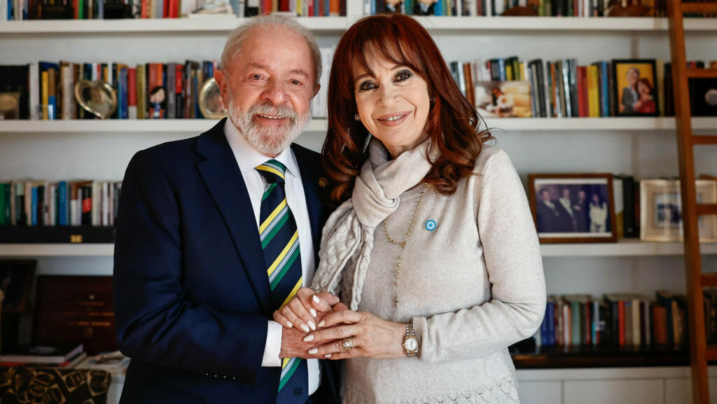 Crusoé: Lula e a política tribal