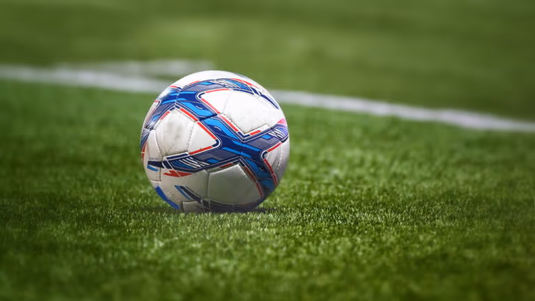 Morre lenda do futebol aos 77 anos