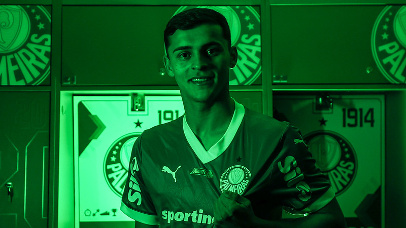 Palmeiras anuncia atacante paraguaio que estava na Premier League
