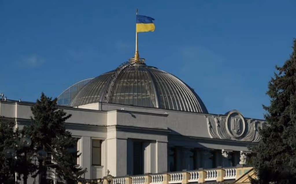 FMI anuncia acordo para socorrer economia da Ucrânia