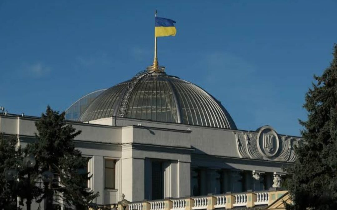 FMI anuncia acordo para socorrer economia da Ucrânia