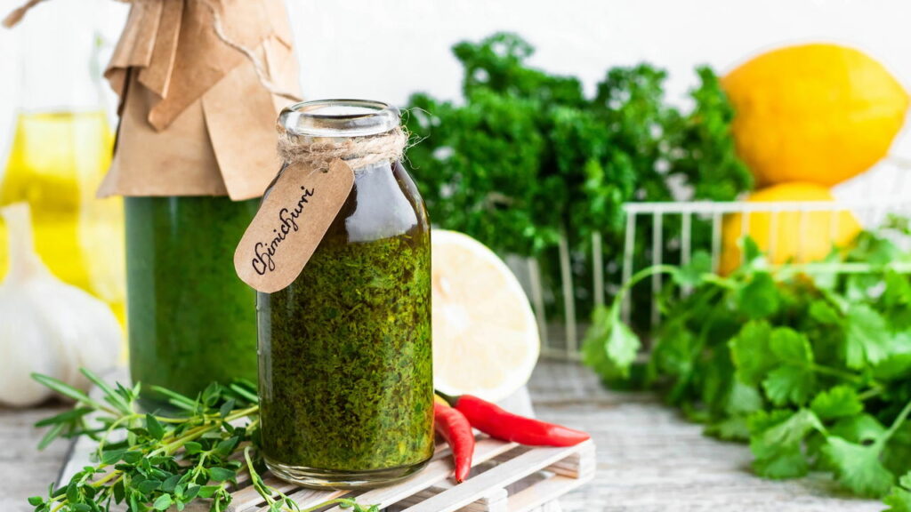 Suco de salsa existe e ele cura! Confira os benefícios para sua saúde