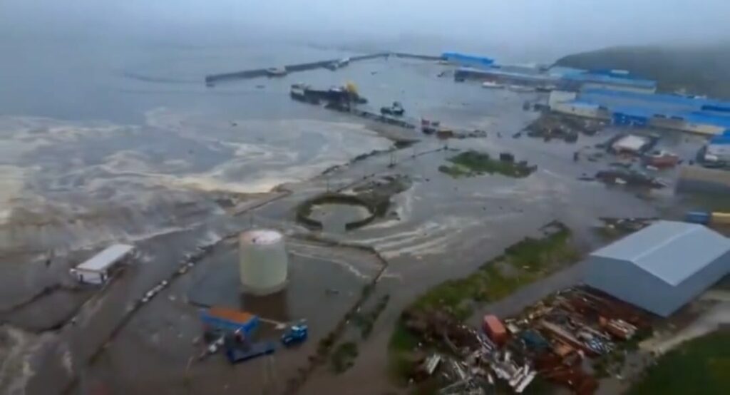 “Primeira onda pode não ser a maior”: pesquisadores alertam para novos tsunamis