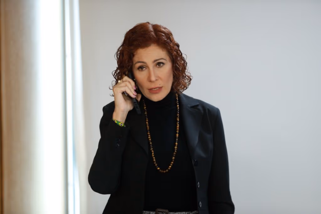 Crusoé: Por que Carla Zambelli foi presa na Itália