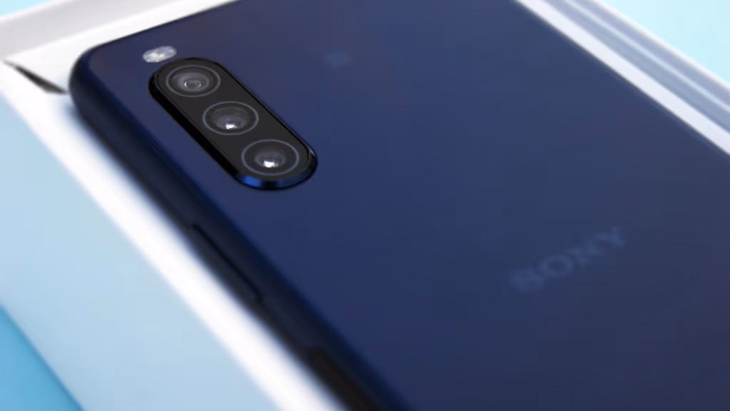 Marca tradicional relança smartphone que promete liderar o mercado