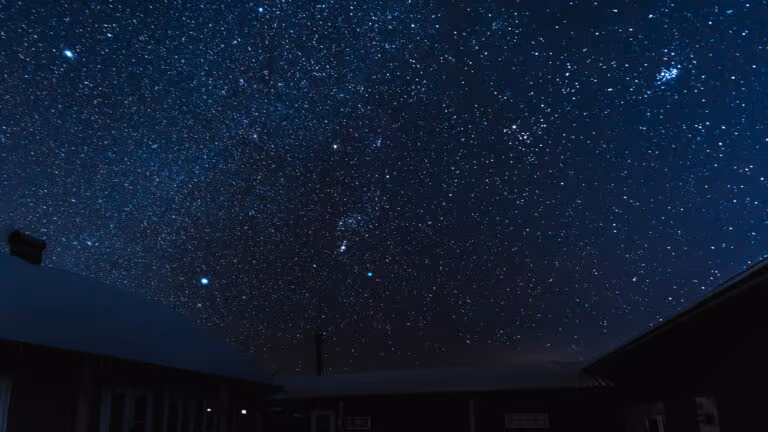Por que a água se comporta de um jeito tão estranho no espaço