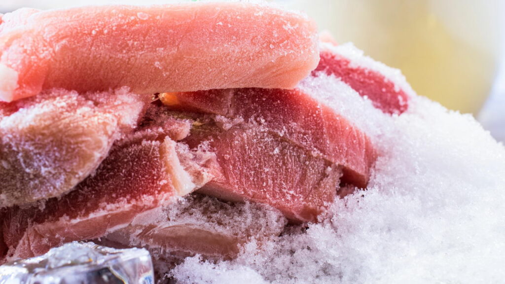 3 razões para os alimentos perderem sabor quando você está resfriado