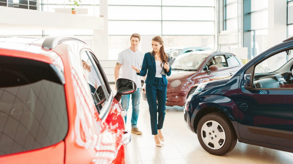 O que observar ao pegar um carro de aluguel para evitar multas e dores de cabeça