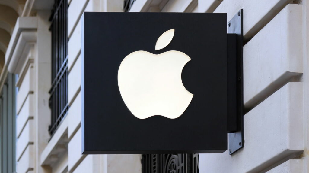 Apple anuncia o fechamento de loja no mês de outubro